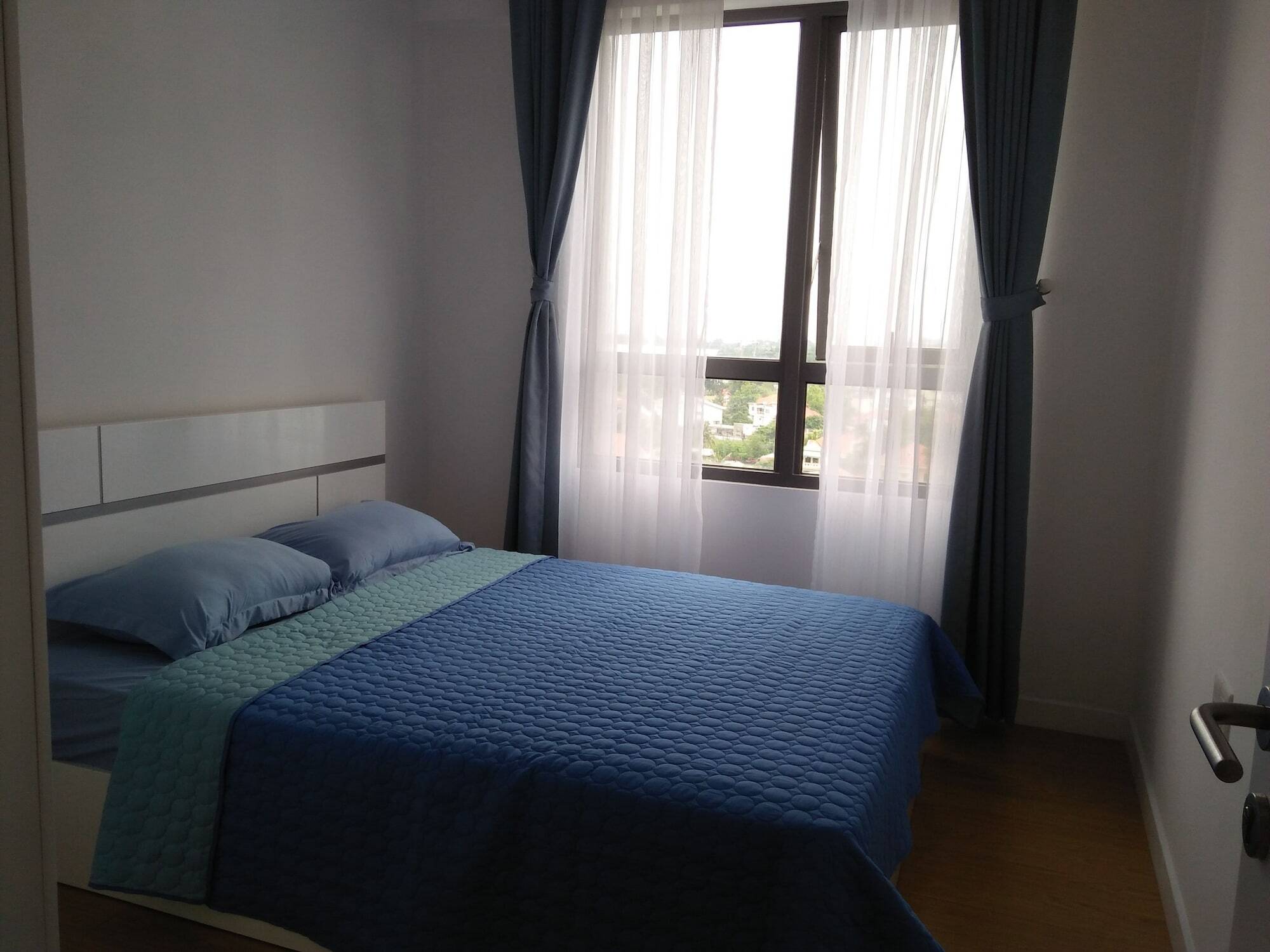 Masteri Sunny Apartment Хошимин Екстериор снимка